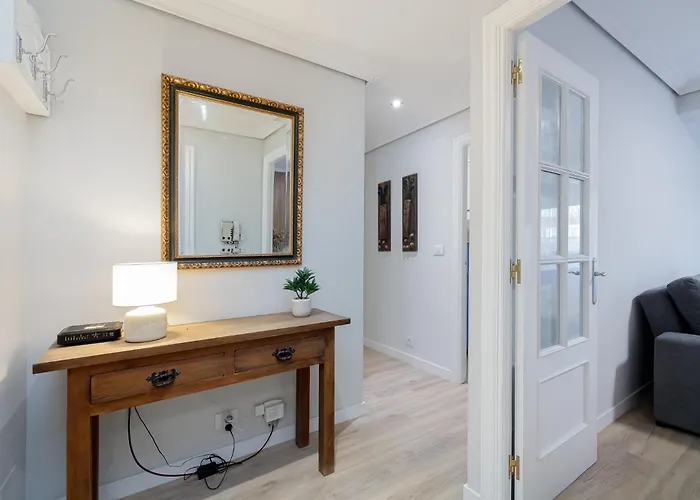 Estilo Y Comodidad Con Parking By *